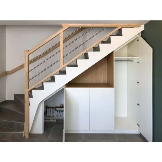 Tủ Cầu Thang Hiện Đại Tích Hợp Ngăn Treo Đồ 