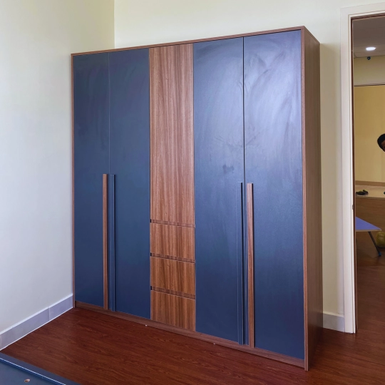 Tủ Quần Áo Gỗ MDF Cửa 4 Cánh Mở Màu Xám Phối Nâu Sang Trọng
